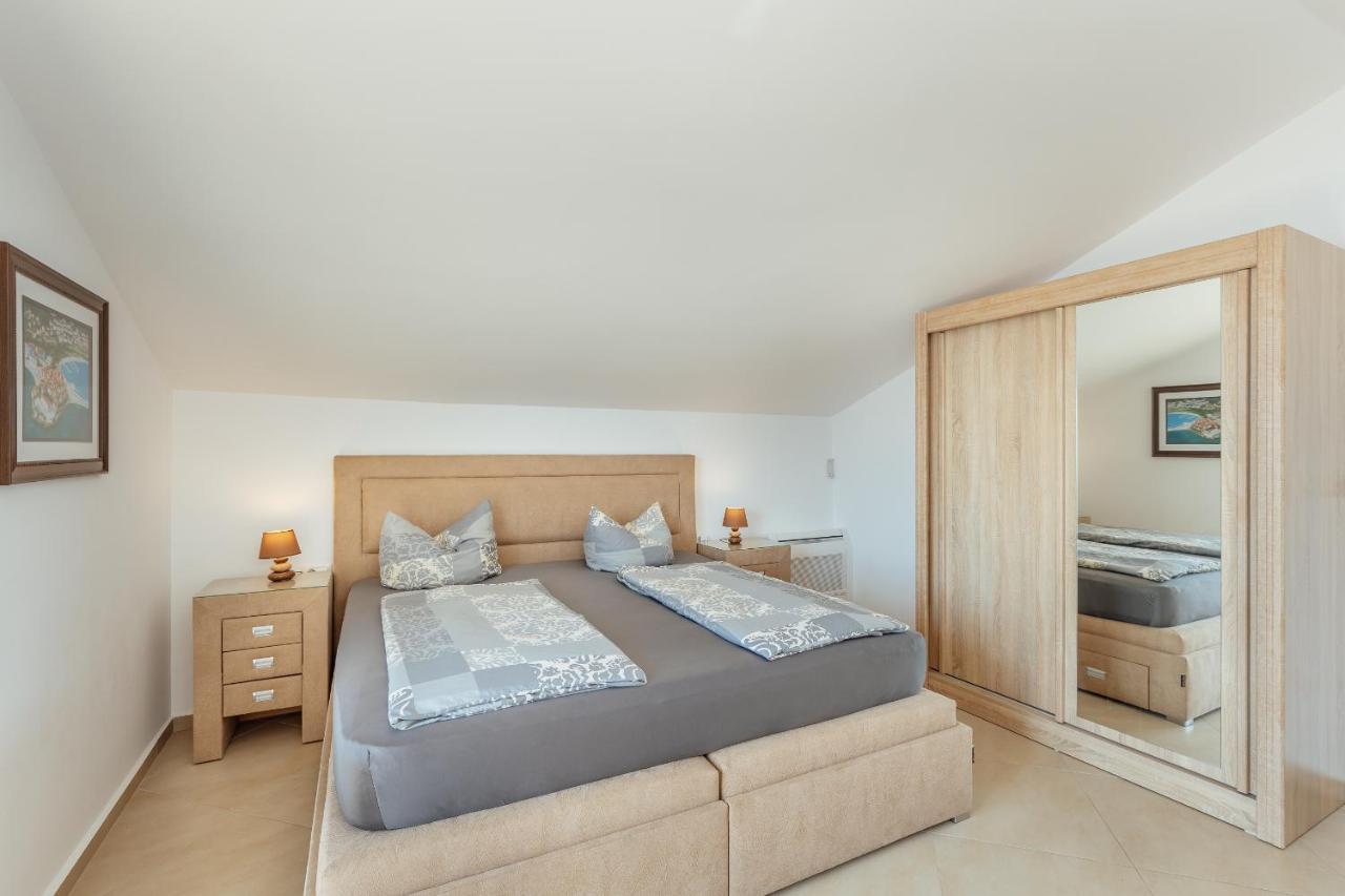 Apartment Penthouse Savina 헤르섹 외부 사진