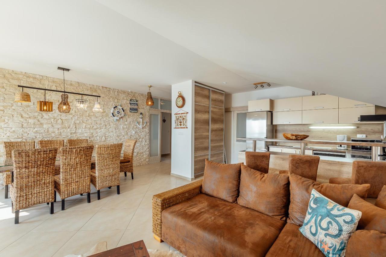 Apartment Penthouse Savina 헤르섹 외부 사진